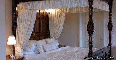 The Lion Hotel 3*