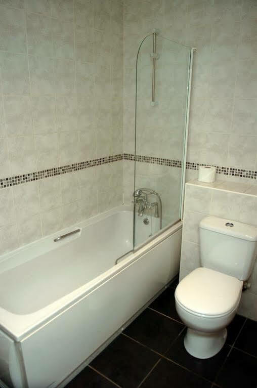 The Lion 3* Belper